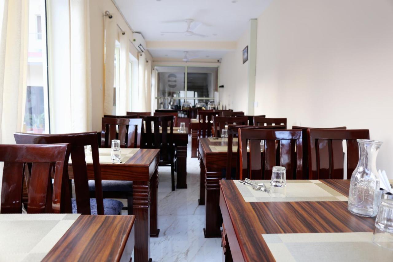Tapovan New Residency By Ftp Hotels ริชิเคช ภายนอก รูปภาพ