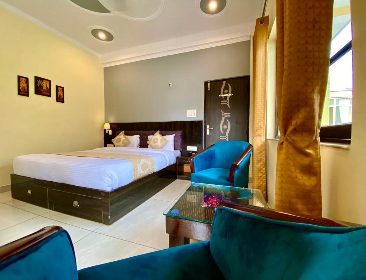 Tapovan New Residency By Ftp Hotels ริชิเคช ภายนอก รูปภาพ