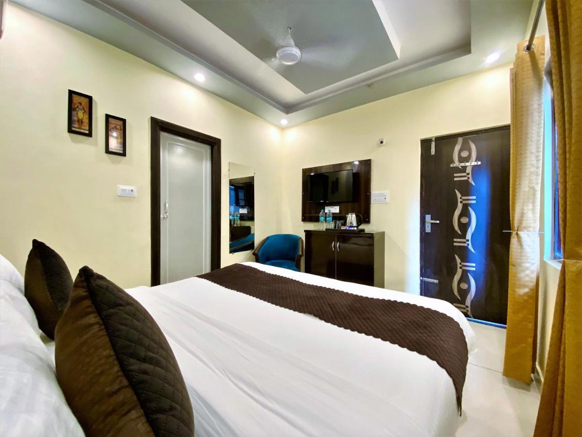 Tapovan New Residency By Ftp Hotels ริชิเคช ภายนอก รูปภาพ
