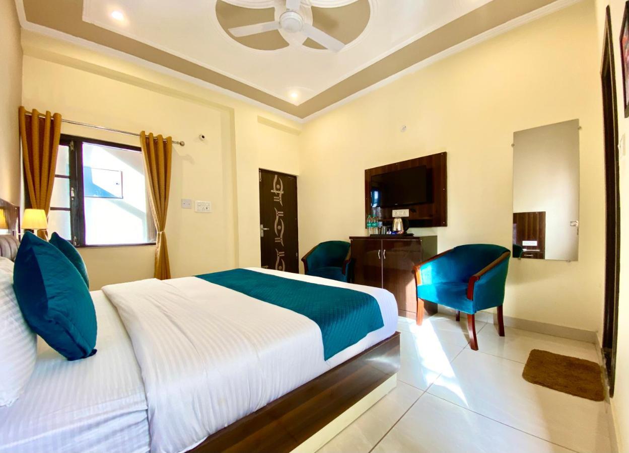 Tapovan New Residency By Ftp Hotels ริชิเคช ภายนอก รูปภาพ