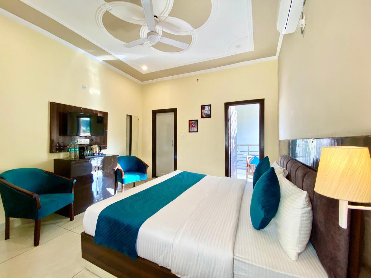 Tapovan New Residency By Ftp Hotels ริชิเคช ภายนอก รูปภาพ